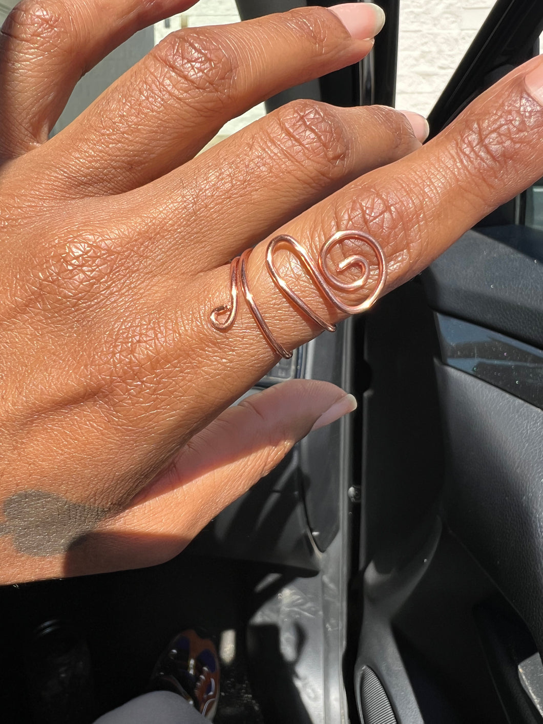 Copper Wire Ring Swirl Short